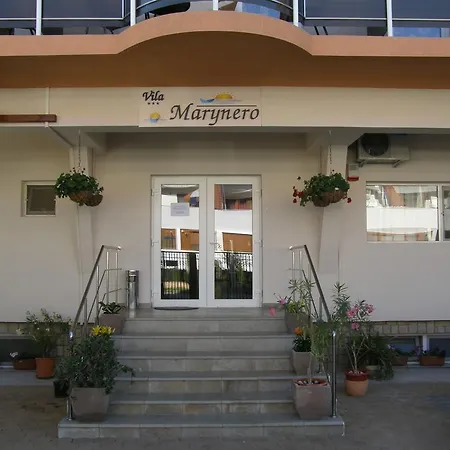 بيت ضيافة Marynero Năvodari